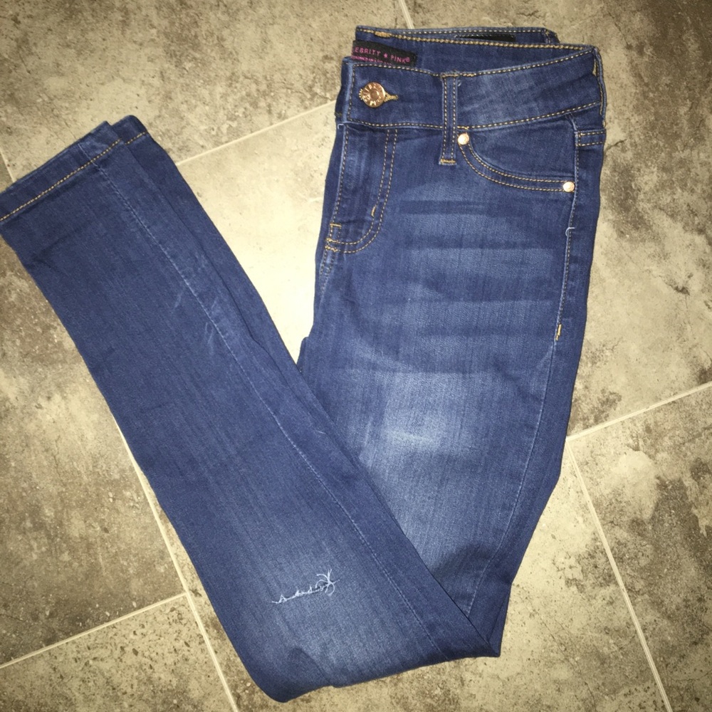 Skinny jeans